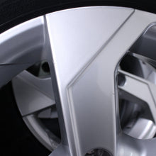 Laden Sie das Bild in den Galerie-Viewer, 16 Zoll original Nissan Leaf II 124R-001684 Alufelgen  Winterreifen (7e366)