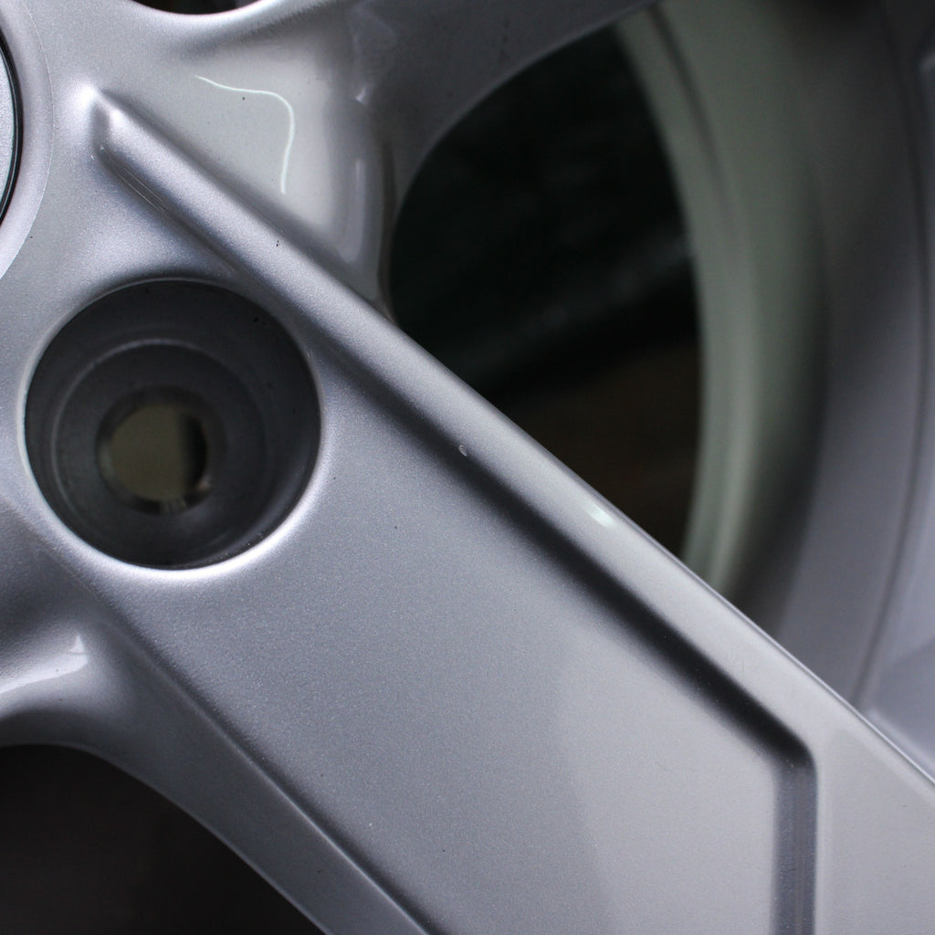 16 Zoll original Nissan Leaf II 124R-001684 Alufelgen  Winterreifen (7e366)