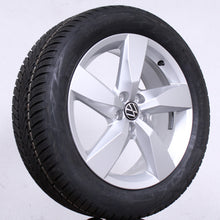 Laden Sie das Bild in den Galerie-Viewer, 17 Zoll original VW T-Cross C11 Taigo 2GM601025A Alufelgen Winterreifen (86be4)