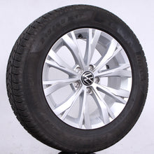Laden Sie das Bild in den Galerie-Viewer, 17 Zoll original VW Tiguan ll Allspace 5NA 5NA601025 Alufelgen Winterreifen (2c40c)