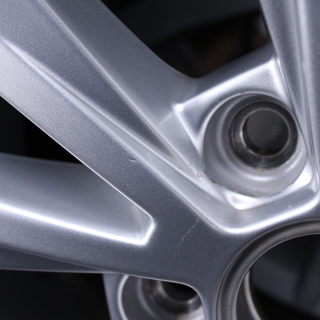 17 Zoll original VW Tiguan ll Allspace 5NA 5NA601025 Alufelgen Winterreifen (2c40c)