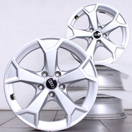 4 Stück 17 Zoll original Audi Q3 F3 II 83A 83A601025AL Alufelgen (100a8)