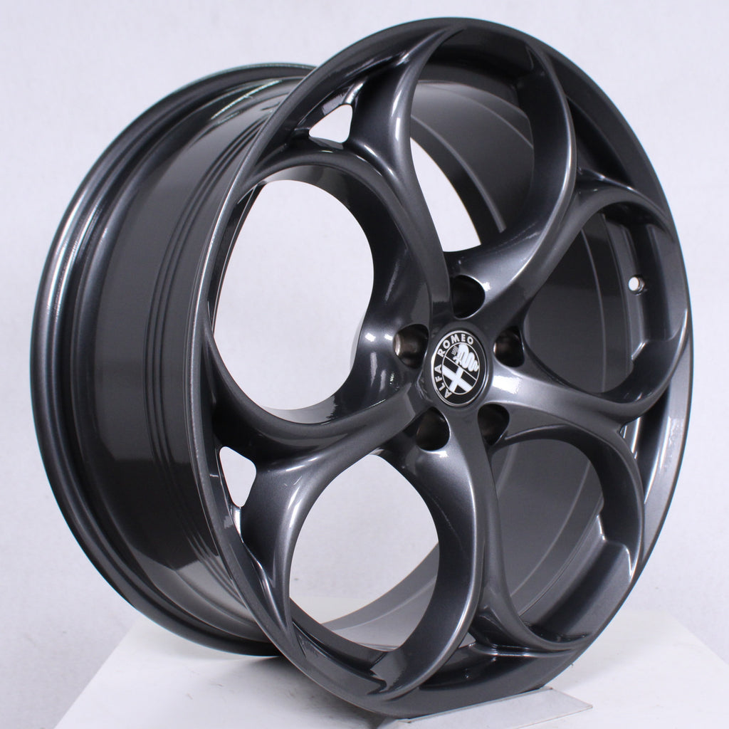 19 Zoll original Alfa Romeo Giulia 952 156158670 Alufelgen (5b1f4)