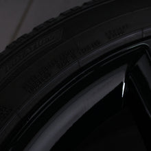 Laden Sie das Bild in den Galerie-Viewer, 19 Zoll original Audi A6 S6 4G 4G0601025BQ Alufelgen Winterreifen (b1594)