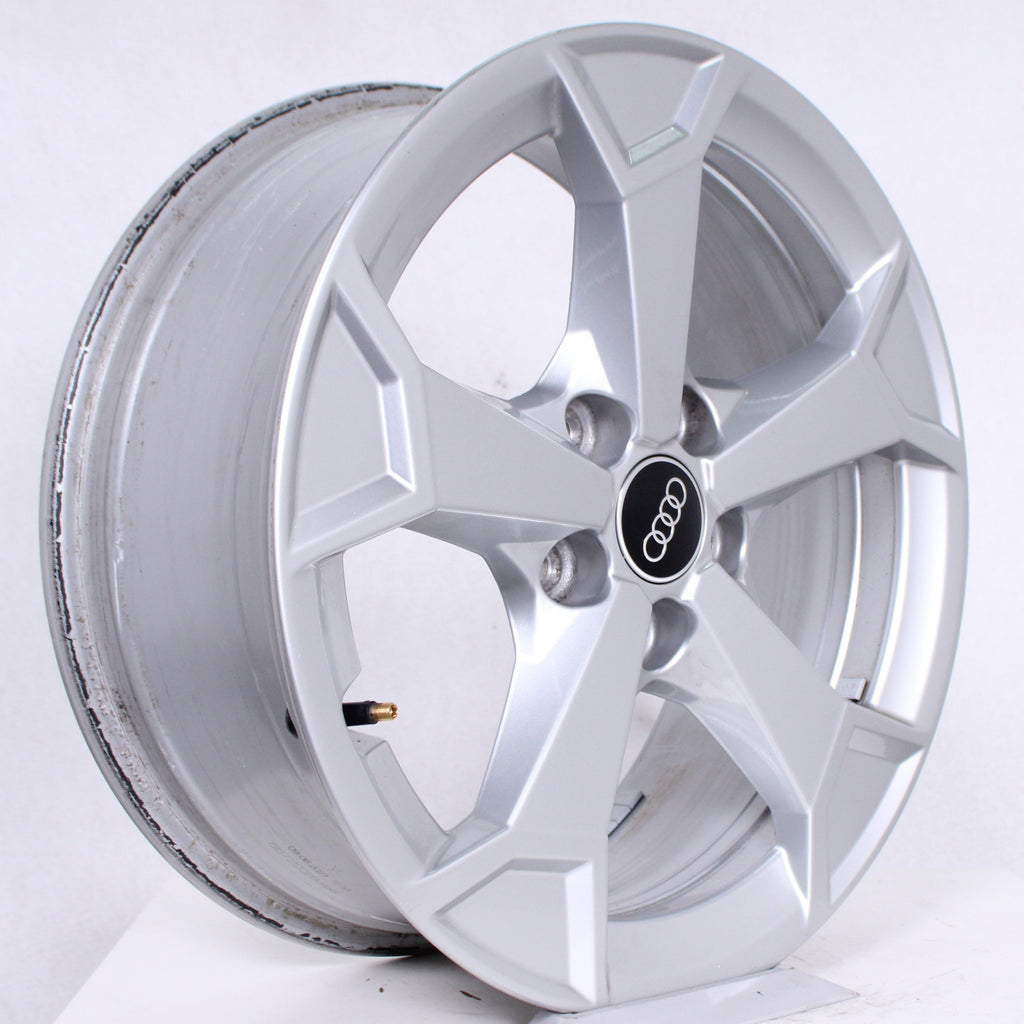 4 Stück 17 Zoll original Audi Q3 F3 II 83A 83A601025AL Alufelgen (974ba)