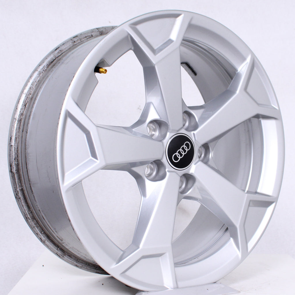 4 Stück 17 Zoll original Audi Q3 F3 II 83A 83A601025AL Alufelgen (974ba)