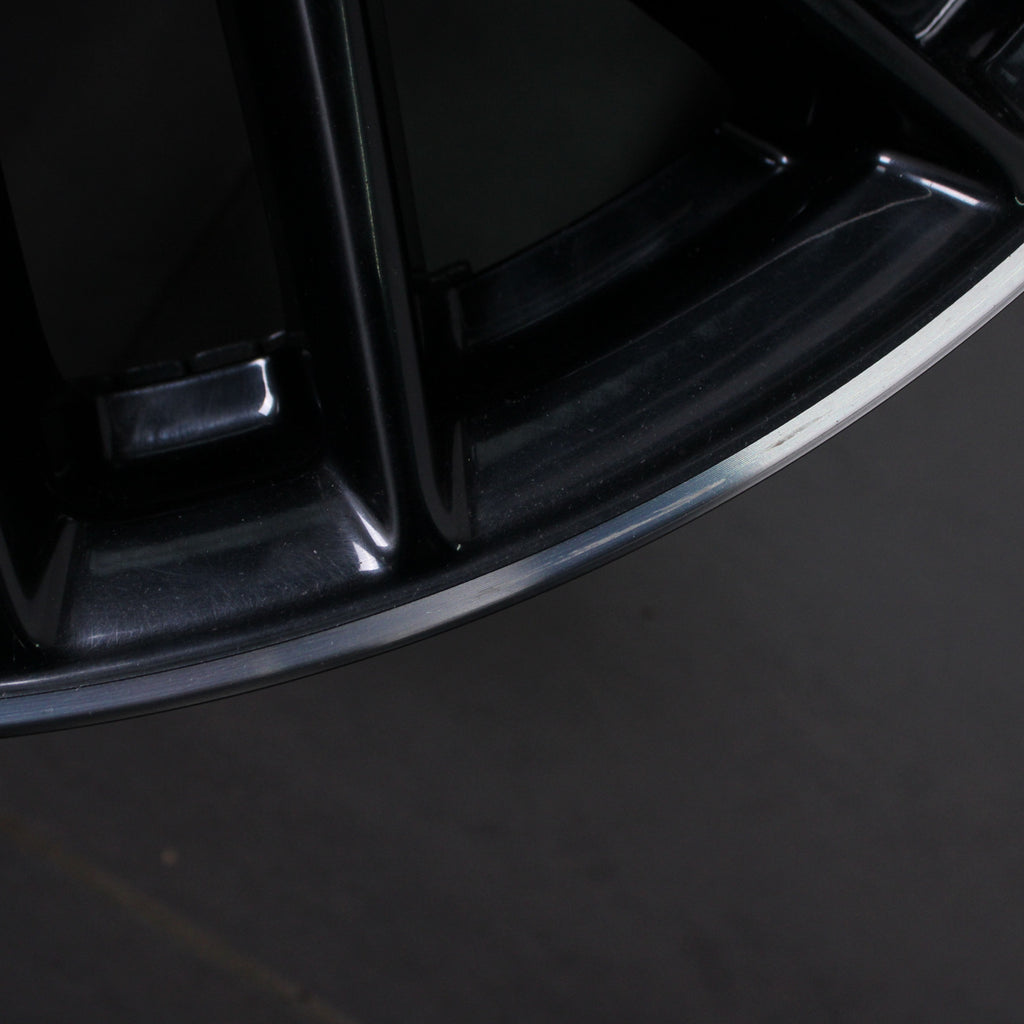 18 Zoll original Audi A4 S4 8W 8W0601025DD Alufelgen (bbbd5)