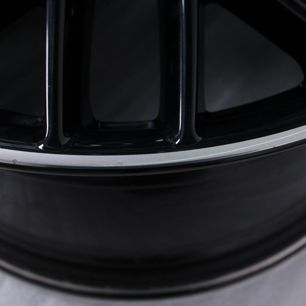 18 Zoll original Audi A4 S4 8W 8W0601025DD Alufelgen (bbbd5)