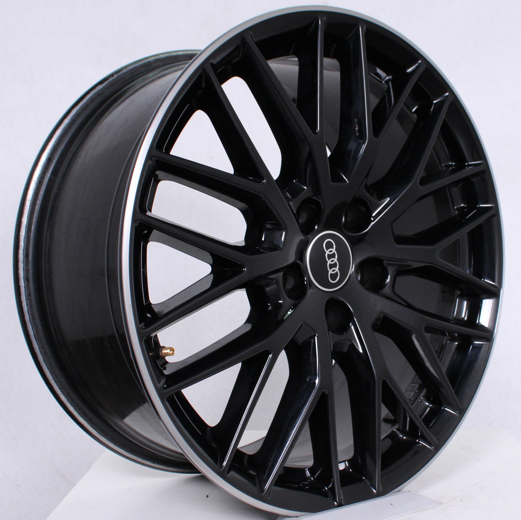 18 Zoll original Audi A4 S4 8W 8W0601025DD Alufelgen (bbbd5)