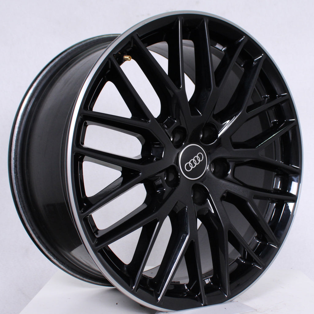 18 Zoll original Audi A4 S4 8W 8W0601025DD Alufelgen (bbbd5)