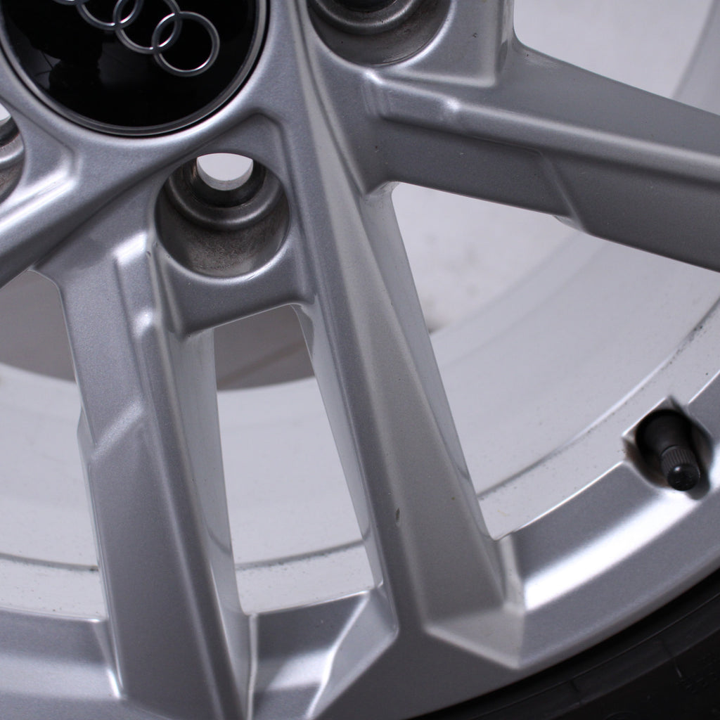 17 Zoll original Audi A3 S3 8Y 8Y0601025L Alufelgen Winterreifen (5a213)
